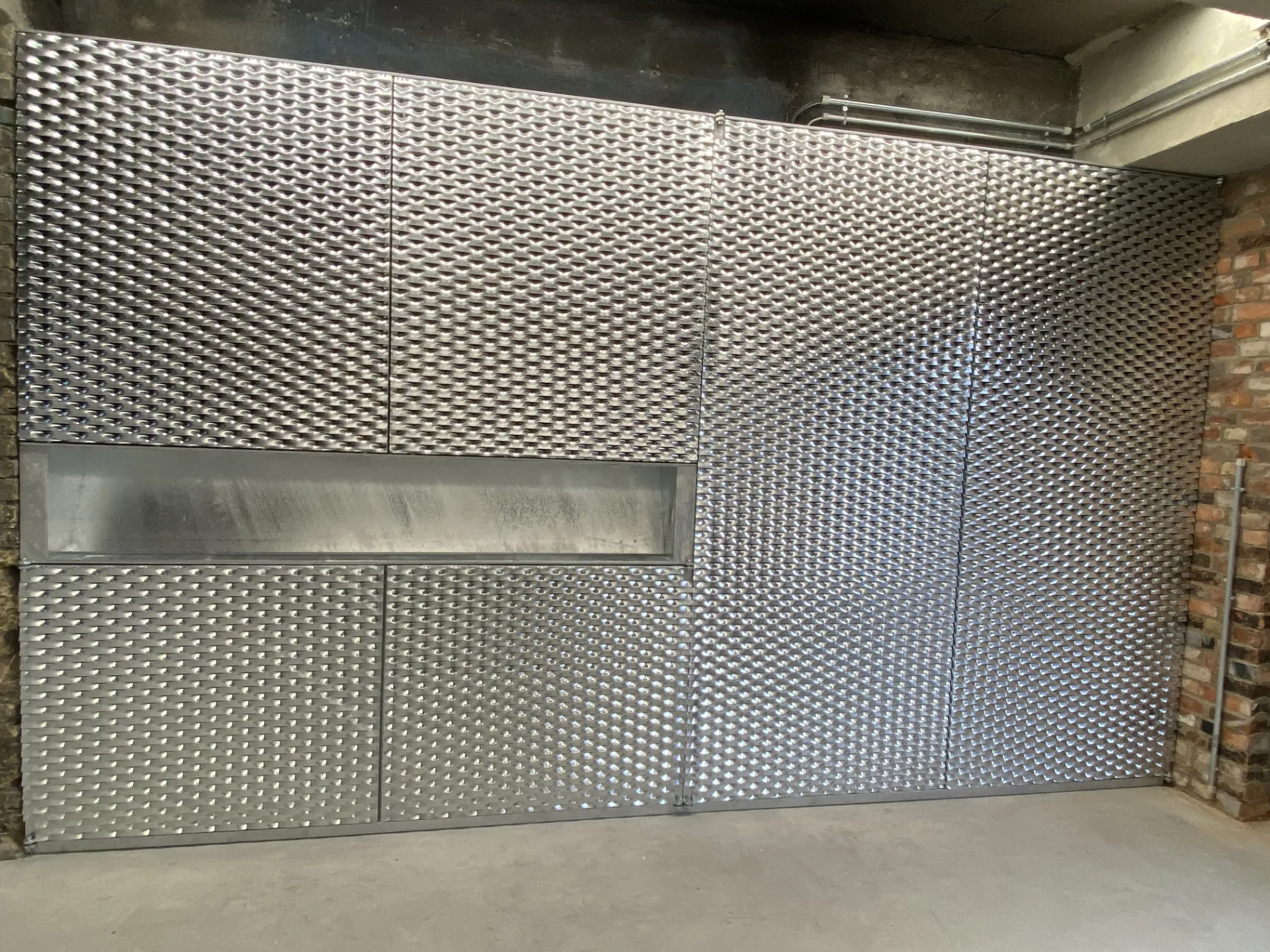 st37 Atelier für Eisen- und Feuerarbeiten. Galerie Mehdi Chouakri