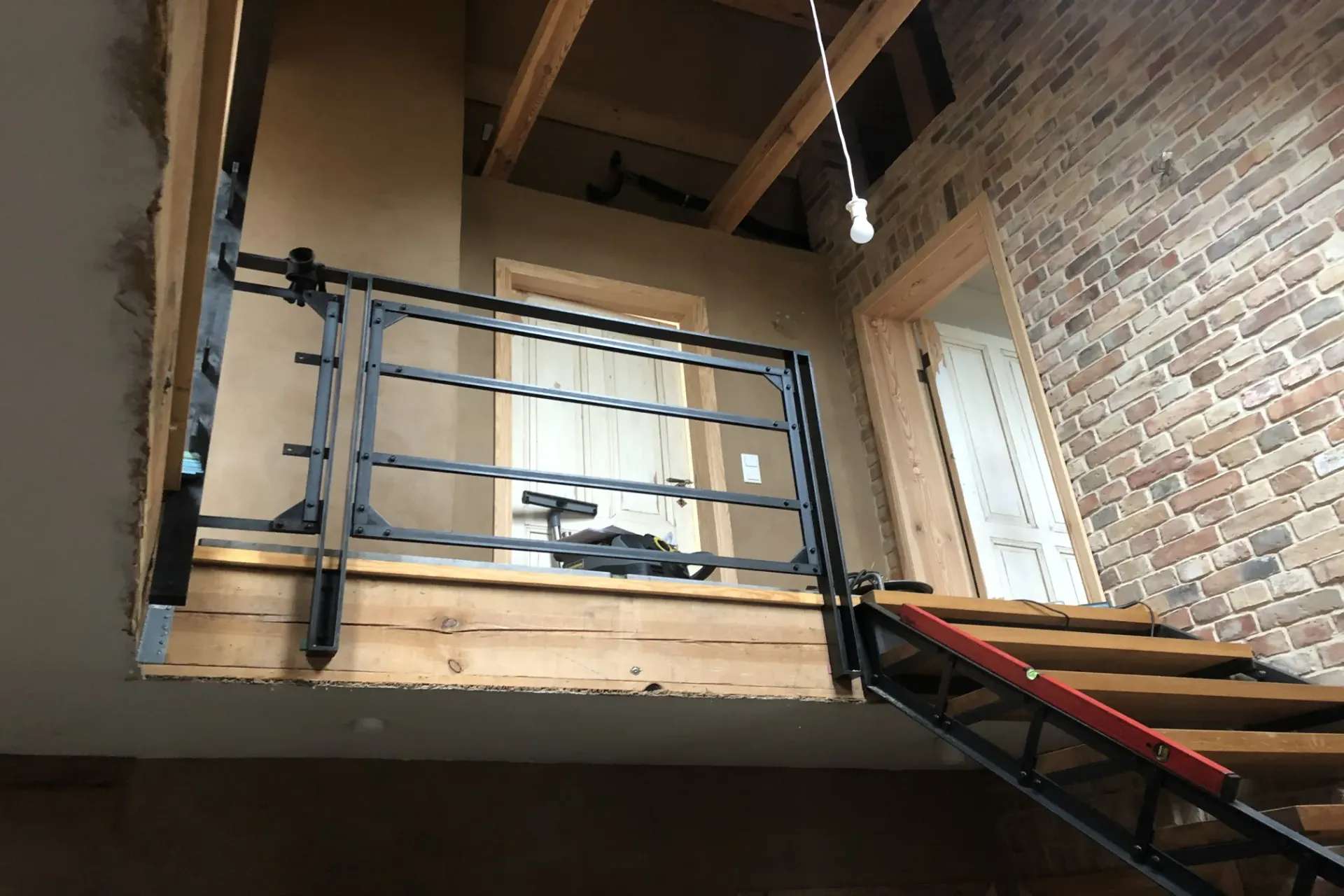 st37 Atelier & Werkstatt für Eisen- und Feuerarbeiten Haus Ziethen